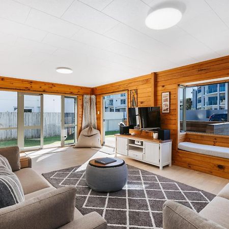 The Iconic Kiwi Bach, Full Site Downtown Mount Vila Mount Maunganui Exterior foto