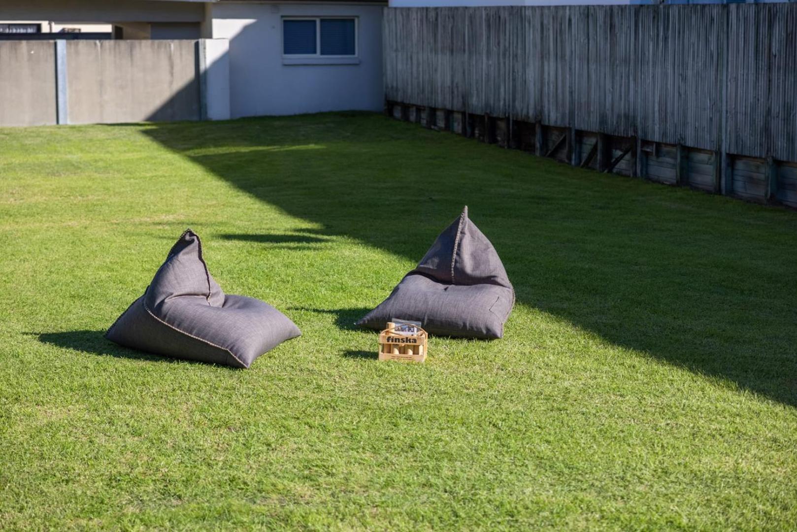 The Iconic Kiwi Bach, Full Site Downtown Mount Vila Mount Maunganui Exterior foto