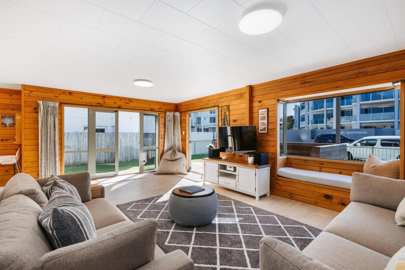 The Iconic Kiwi Bach, Full Site Downtown Mount Vila Mount Maunganui Exterior foto